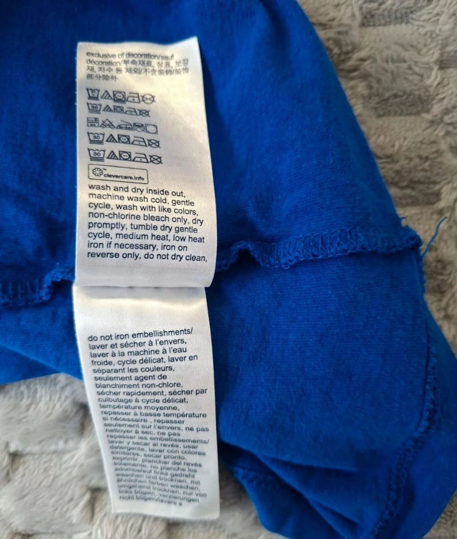TOMMY HILFIGER Classic Blue Retro Y2K Style T-Shirt from the 2000s – photo 13